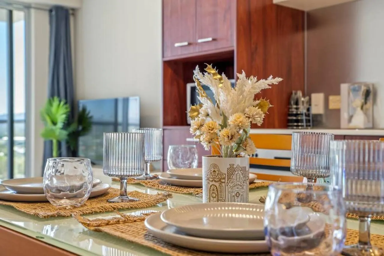 Stunning Riverview 2Br Holiday Apt Good Location Χρυσή Ακτή